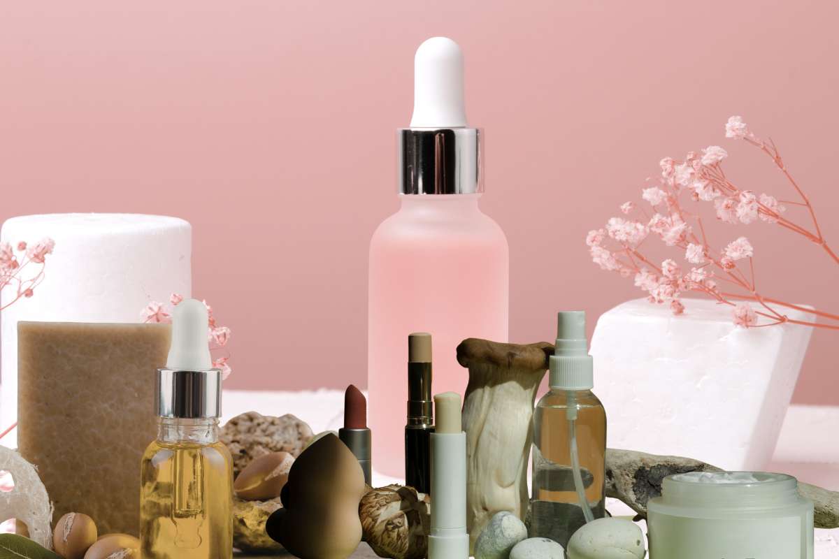 produtos de skincare para inflammaging glow natural e pele saudável